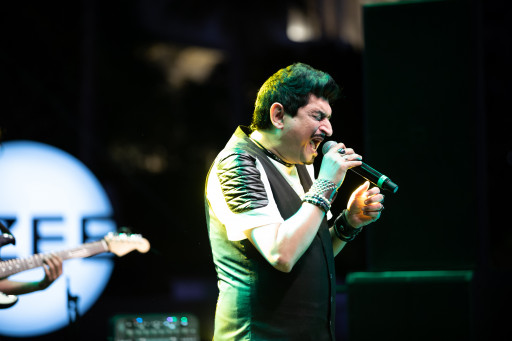 Neeraj Sridhar Live in Concert at Bollywood Park Dubai for BIG ZEE DIWALI