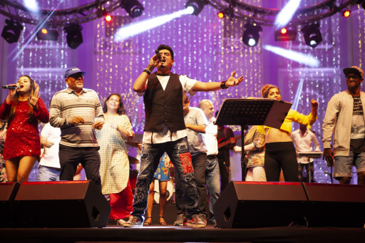 Neeraj Sridhar Live in Concert at Bollywood Park Dubai for BIG ZEE DIWALI